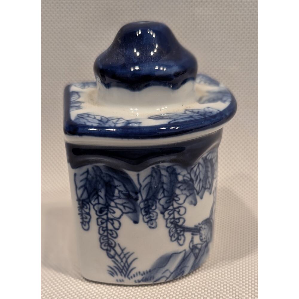 Bombay Blue & White Birds China Leaf Tray Salt & Pepper Shakers Sugar Bowl Spoon - Picture 10 of 16